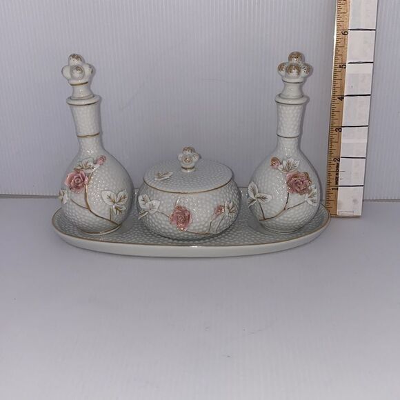 Vintage Porcelain Vanity Set Textured Hobnail White With 3D Floral Design Japan - Picture 11 of 12